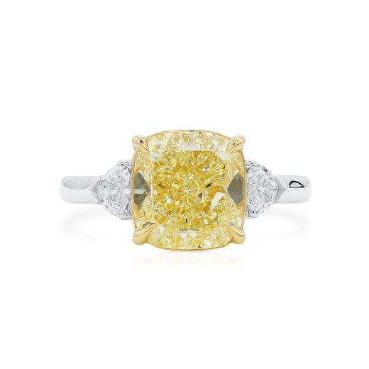 浅 黄色 钻石 戒指, 4.28 重量 (4.67 克拉 总重), 枕型 形状, GIA 认证, 6214875982