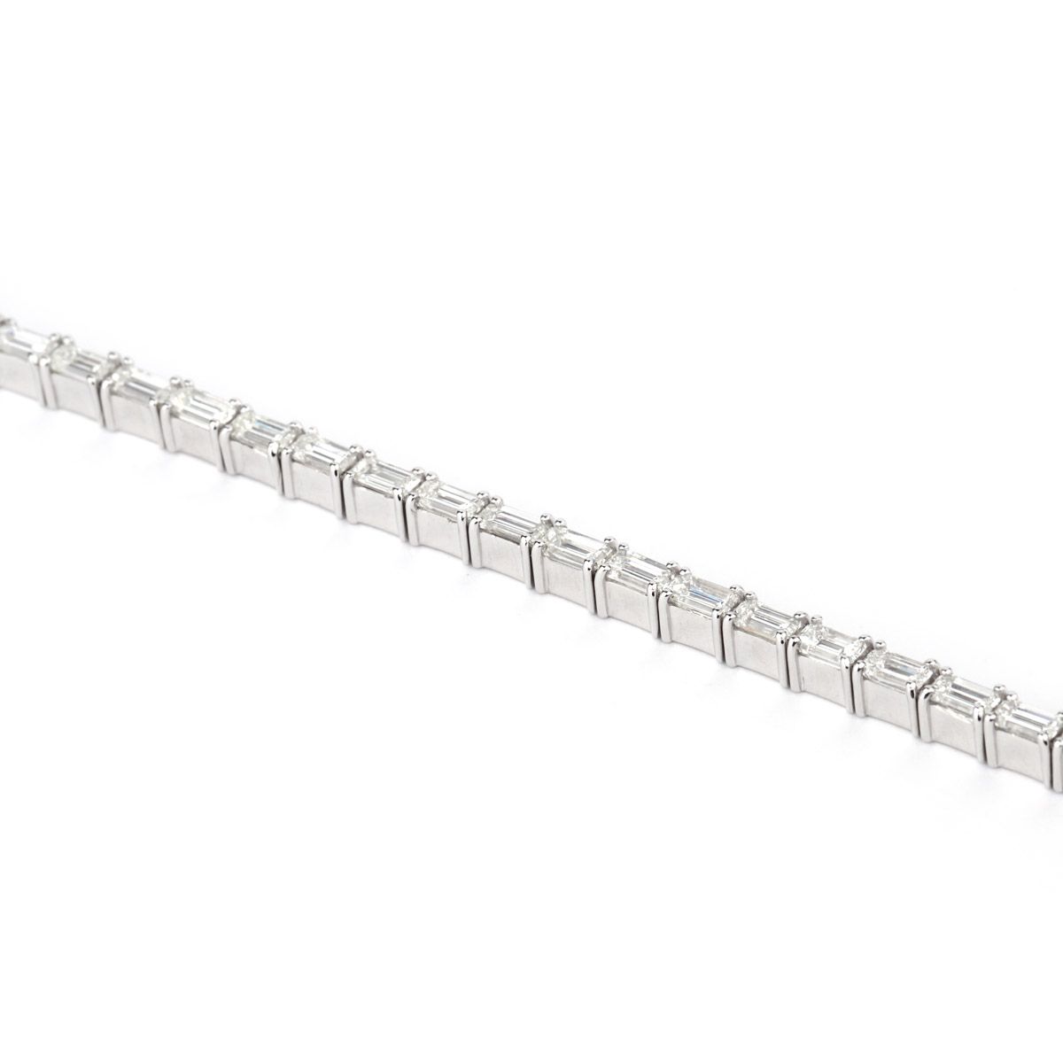 White Diamond Bracelet, 5.98 Carat, Emerald shape, EG_Lab Certified, J5826182537