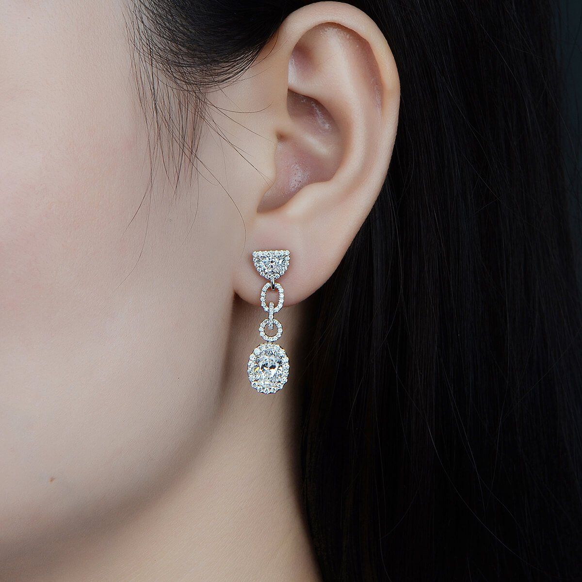  White Diamond Earrings, 2.02 Ct. (3.33 Ct. TW), Oval shape, GIA Certified, JCEW05428138