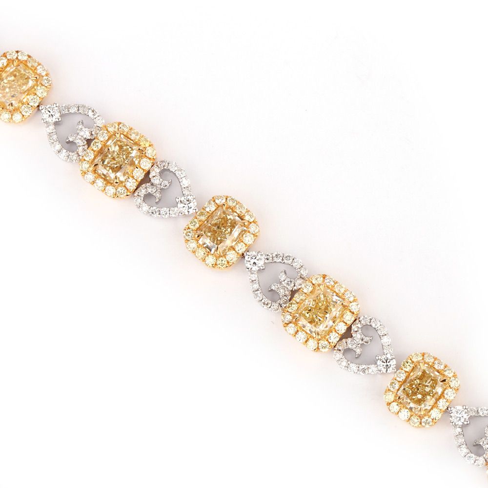 Fancy Light Yellow Diamond Bracelet, 8.89 Ct. (11.68 Ct. TW), Radiant shape, EG_Lab Certified, J5826070028