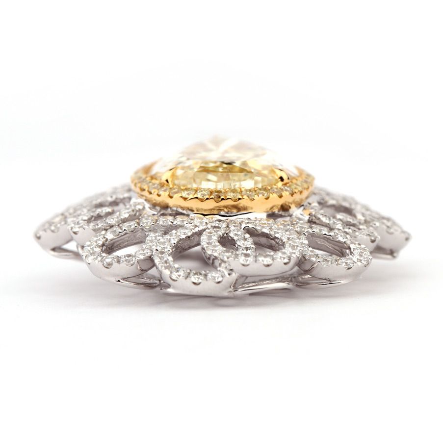 Fancy Light Yellow Diamond Necklace, 12.02 Ct. TW, Pear shape, GIA Certified, 2155101503