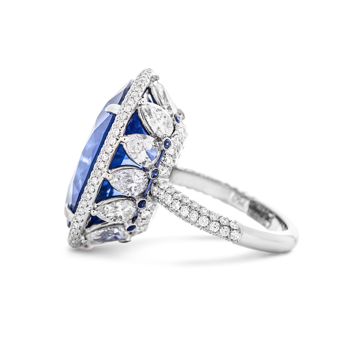 Natural Blue Sri-Lanka Sapphire Ring, 32.35 Ct. TW, GRS Certified, GRS2015-102428, Unheated