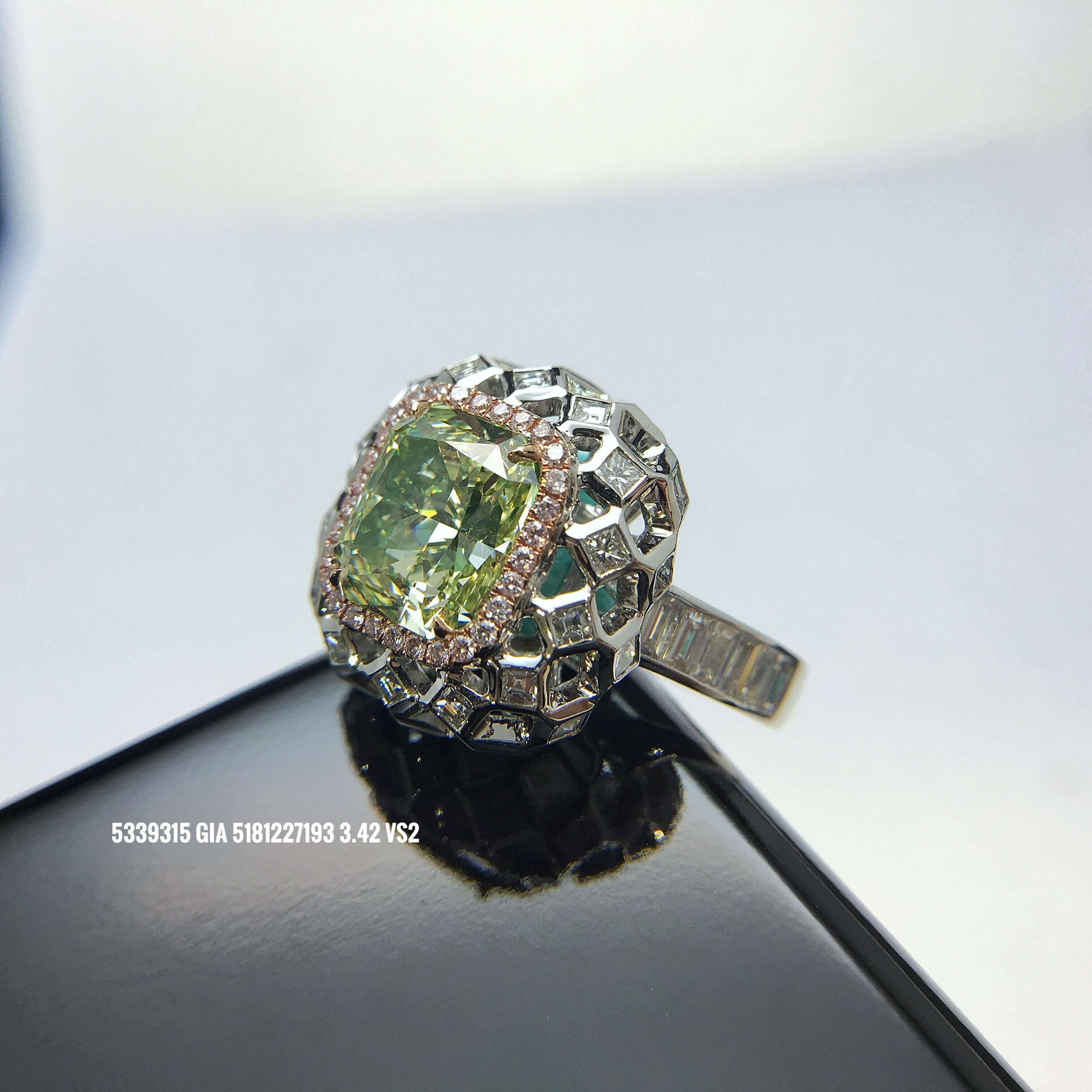 Fancy Green Yellow Diamond Ring, 3.42 Ct. (4.76 Ct. TW), Radiant shape, GIA Certified, 5181227193