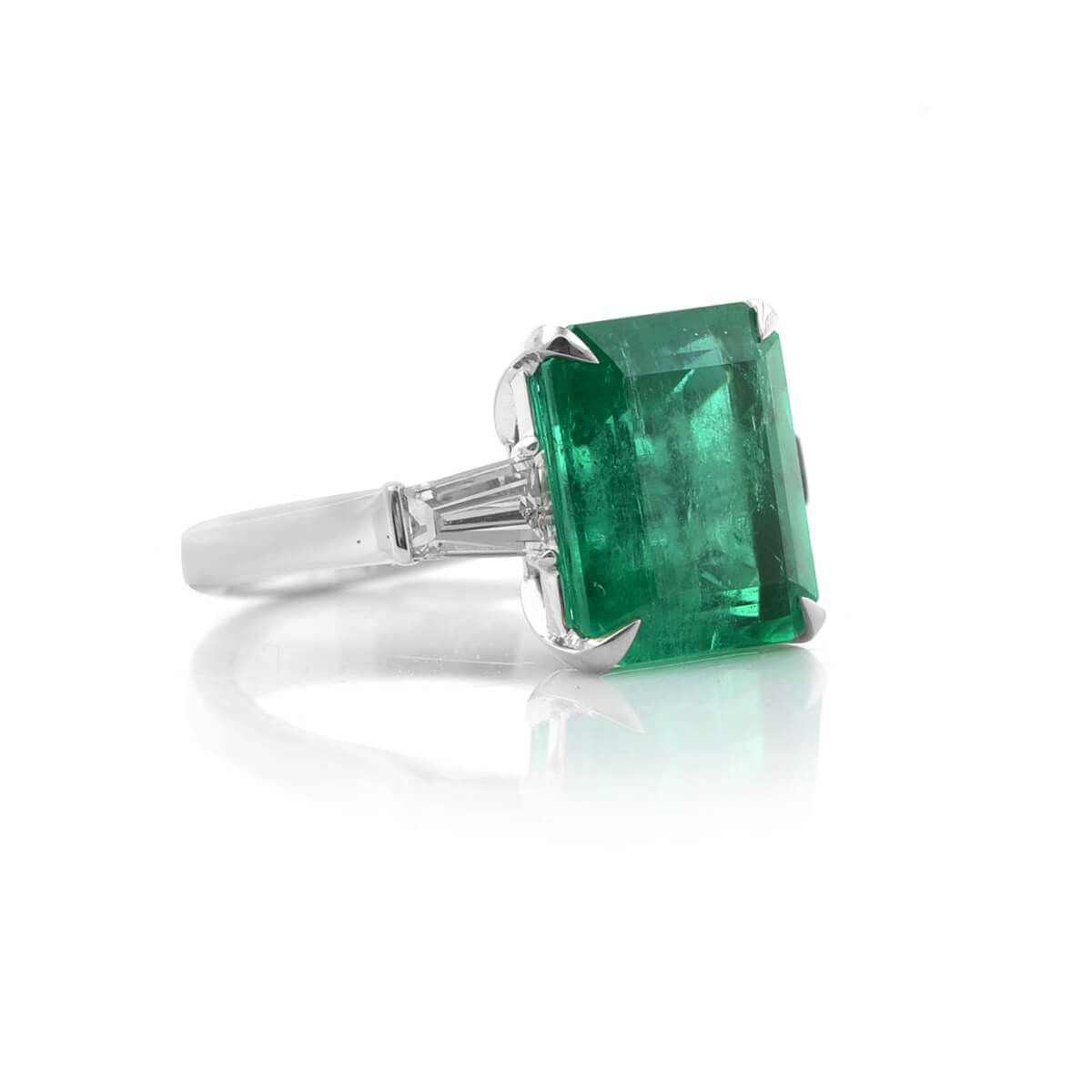 Natural Green Emerald Ring, 0.84 Carat, GRS Certified, GRS2017-088477