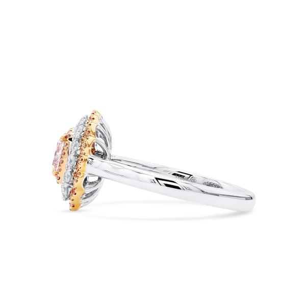 Faint 粉色 钻石 戒指, 0.70 重量 (1.17 克拉 总重), 枕型 形状, GIA 认证, 2406169392