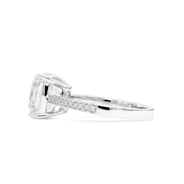 白色 钻石 戒指, 4.07 重量 (4.36 克拉 总重), 枕型 形状, GIA 认证, 5201975992