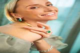 The Complete Guide to Emerald Diamond Clarity Enhancement for Dazzling Color