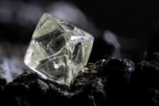 How To Identify A Raw Diamond